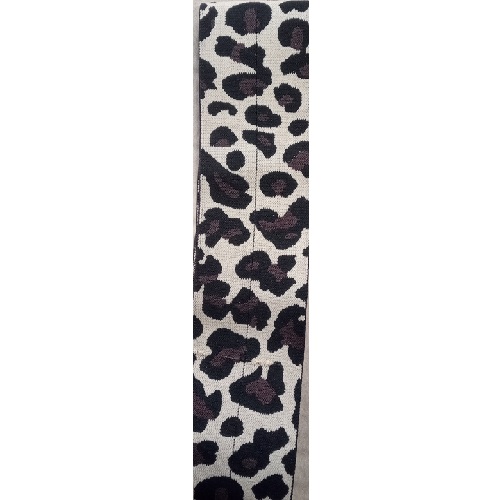 Edge Laying Band Leo
